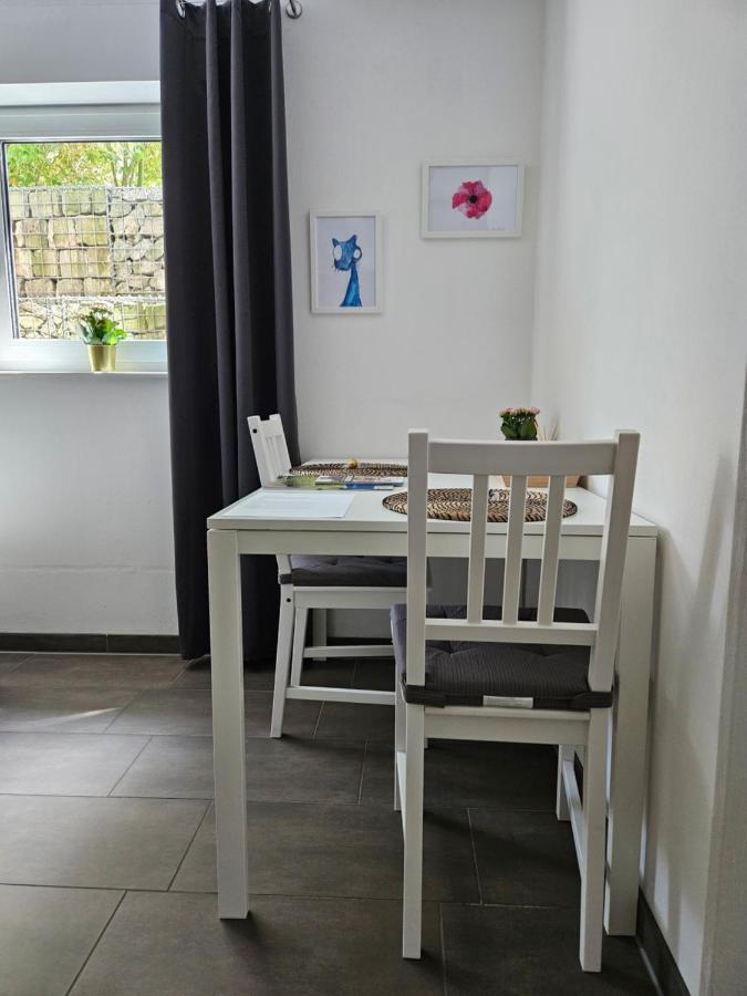 Gemuetliche Wohnung In Ruhigem Wohngebiet Aschaffenbourg Extérieur photo
